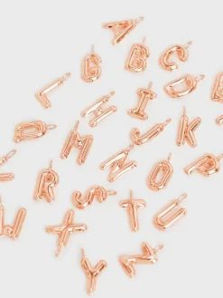 Alphabet 'V' Charm