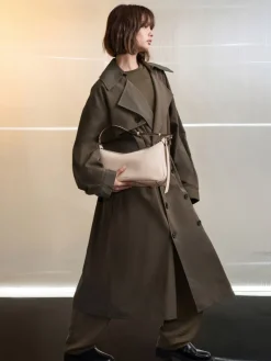 Calla Shoulder Bag