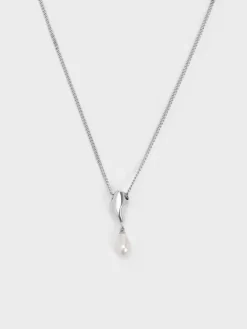 Corrine Teardrop Pearl Necklace