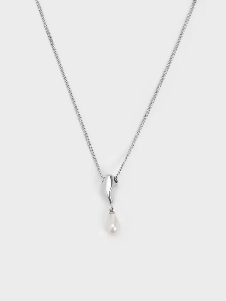 Corrine Teardrop Pearl Necklace