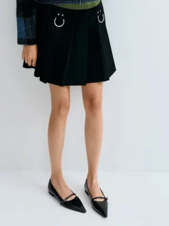 Crinkle-Effect Pointed Ballet Flats