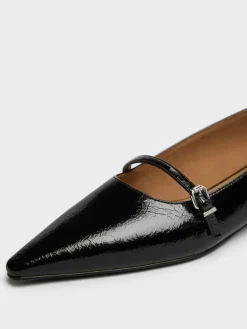 Crinkle-Effect Pointed Ballet Flats