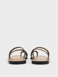 Crossover Toe-Ring Sandals