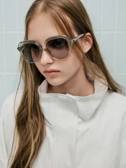 Izara Butterfly Sunglasses