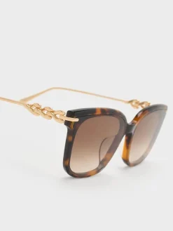 Kris Tortoiseshell Chain-Detail Sunglasses