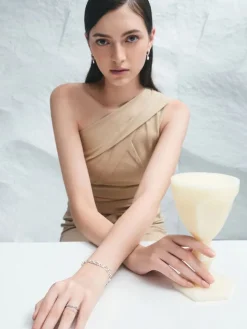 Nyra Sculptural Drop Earrings