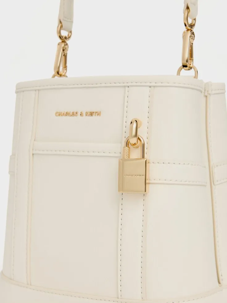 Scottie Bucket Bag