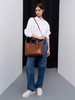 Shania Tote Bag