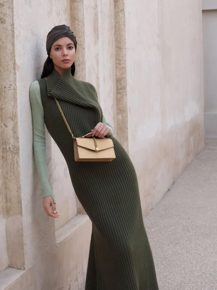 Taisia Chain Envelope Bag