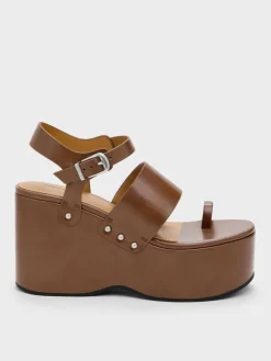 Tarian Toe-Ring Platform Wedges